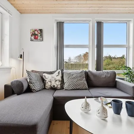 Semesterbostad Algeth - 350m From The Sea By Interhome Neksø