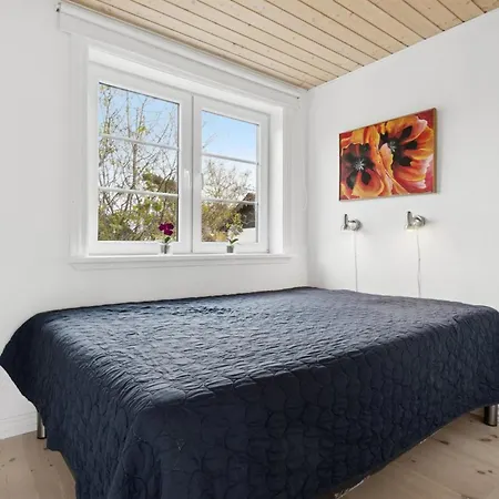 Semesterbostad Algeth - 350m From The Sea By Interhome Neksø