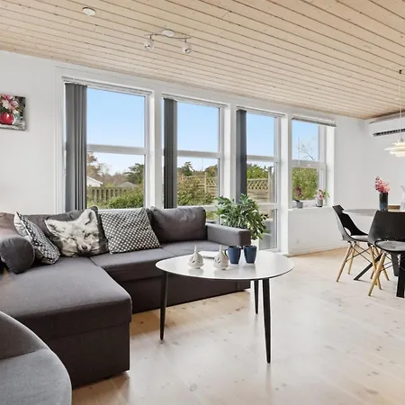 Algeth - 350m From The Sea By Interhome *